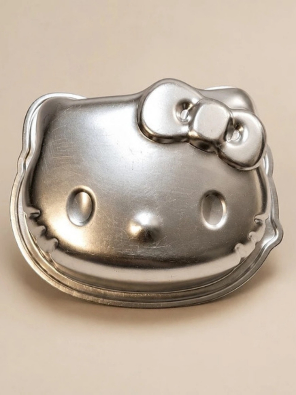 Sanrio Hello Kitty Character Face Cake Pan Silver
